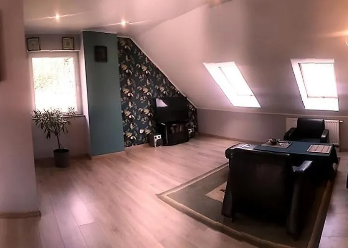 Gluszyca Lomnica Фермерский дом